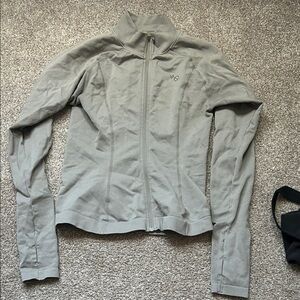 Vanquish Grey/Beige Zip up
